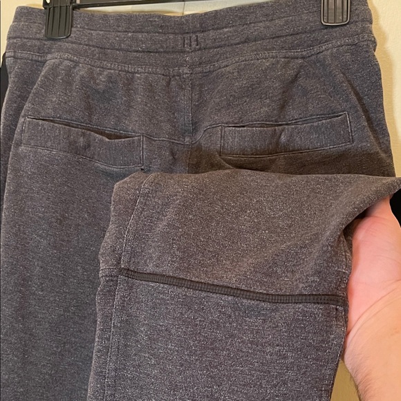 Men’s Lululemon Black & Gray City Jogger Sweatpants / Size S - Picture 7 of 7